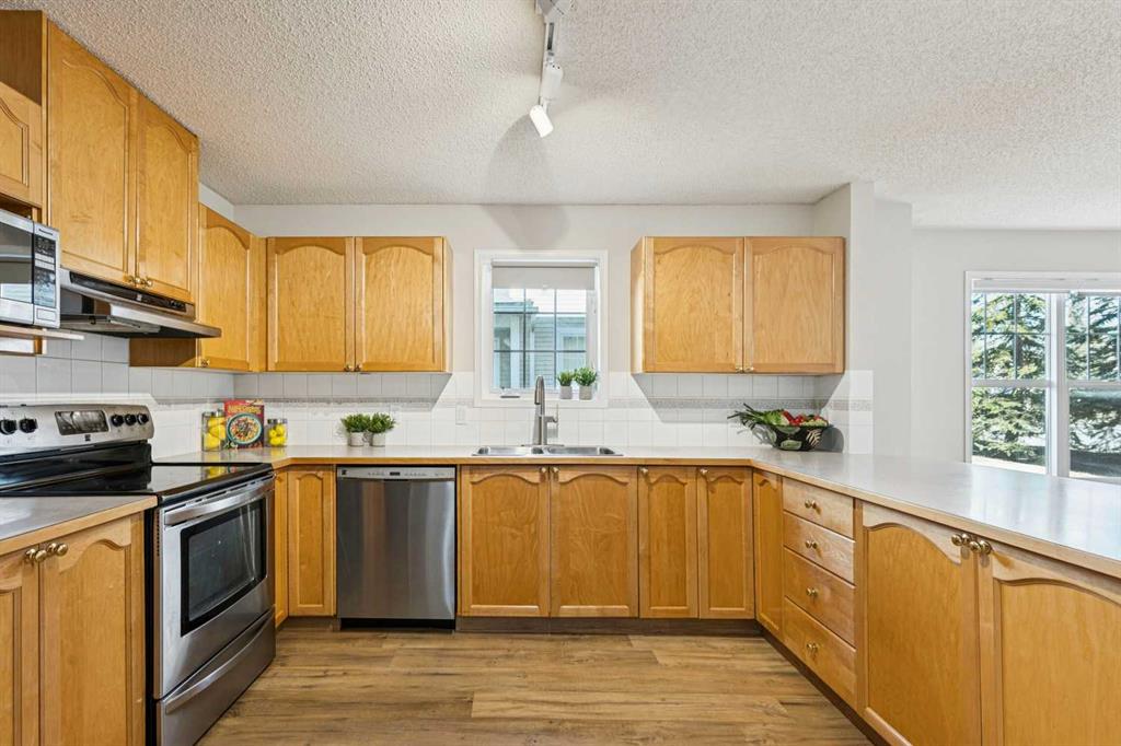 Picture for 704, 7171 Coach Hill Road SW