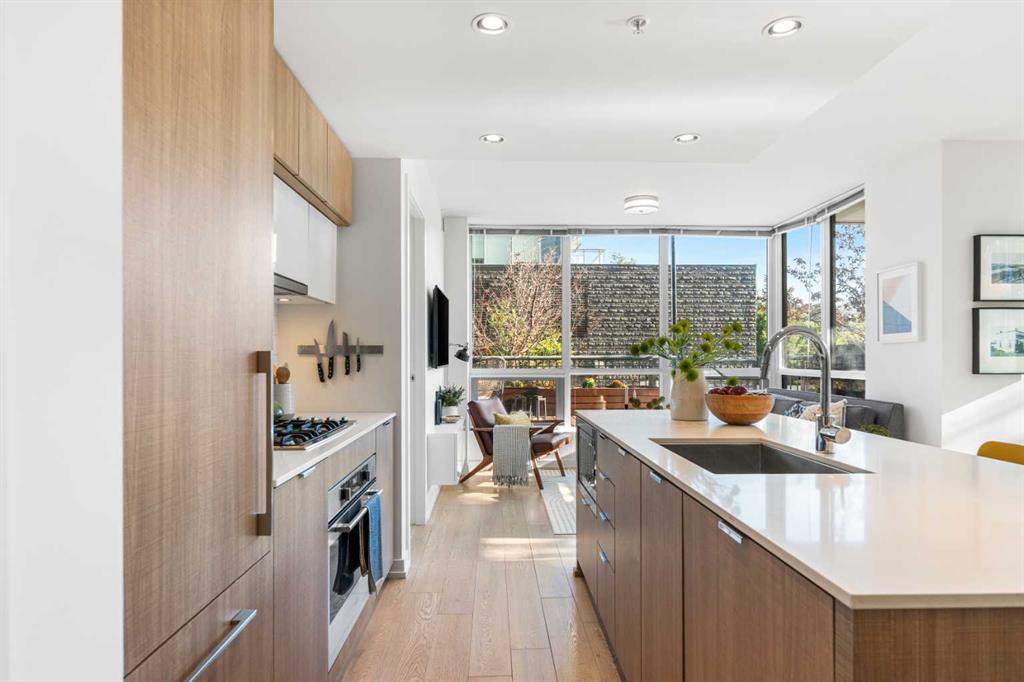 Picture for 102, 128 2 Street SW