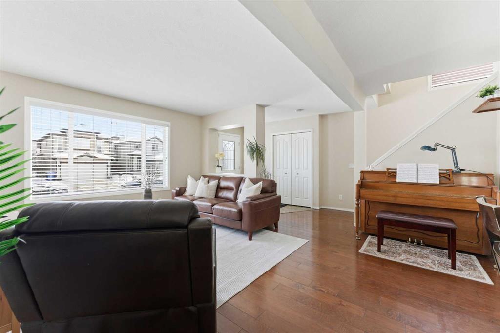 Picture for 67 Bridlecrest Road SW