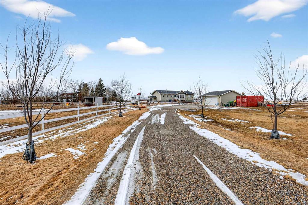 Picture for 270092 Glenmore Trail 