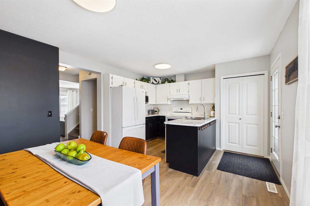 Picture for 6 Green Meadow Crescent 