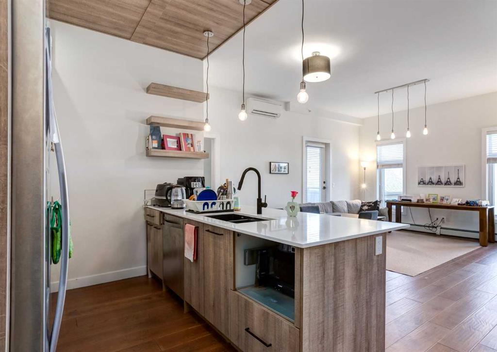 Picture for 408, 2702 17 Avenue SW