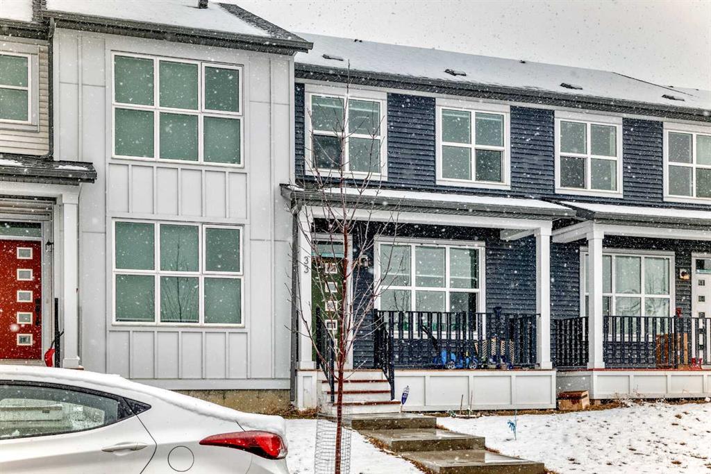 Picture for 33 Savanna Manor NE