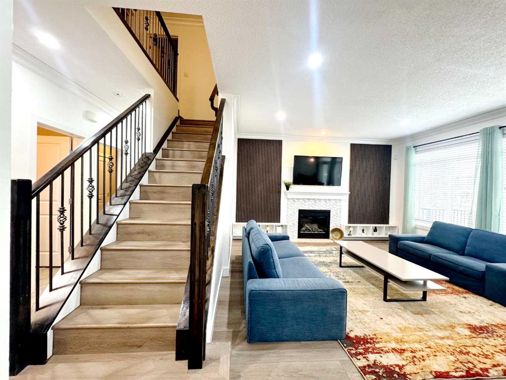 Picture for 109 KINNIBURGH Boulevard E