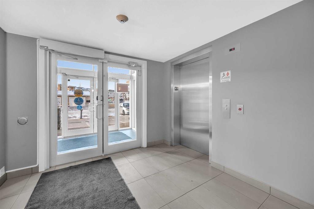 Picture for 7206, 302 Skyview Ranch Drive NE