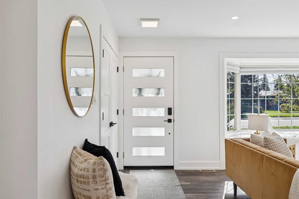 Picture for 175 Havenhurst Crescent SW