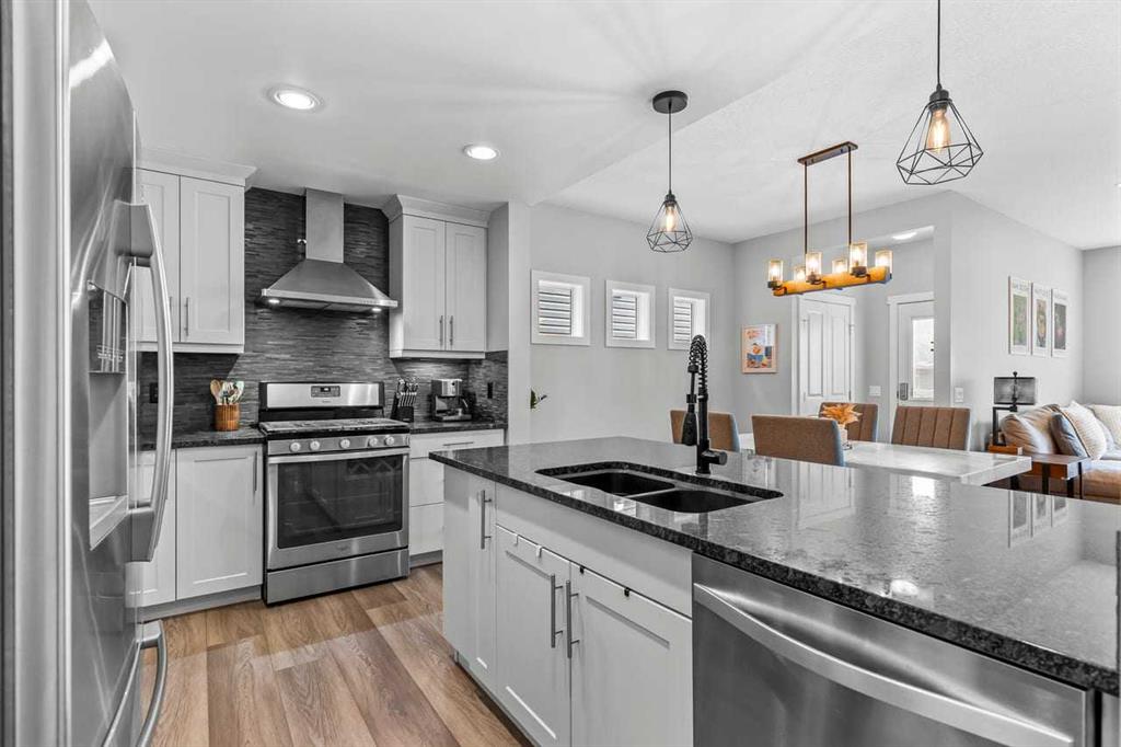 Picture for 86 Copperpond Heights SE