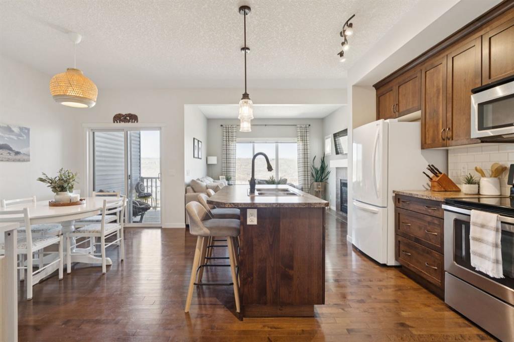 Picture for 664 River Heights Crescent 