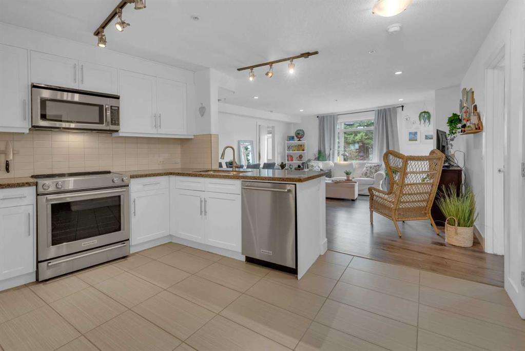 Picture for 207, 1939 30 Street SW