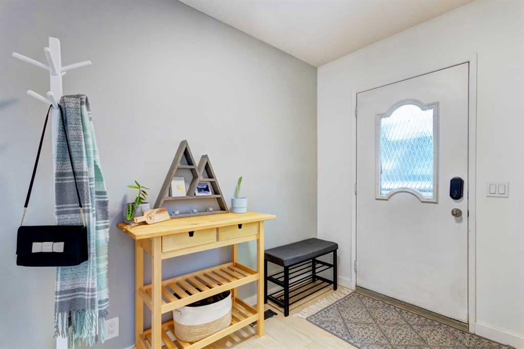 Picture for 33, 12625 24 Street SW