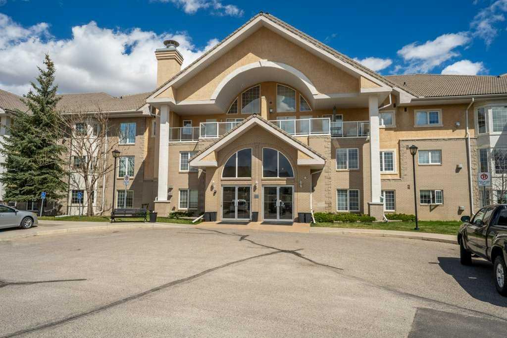 Picture for 136, 728 Country Hills Road NW