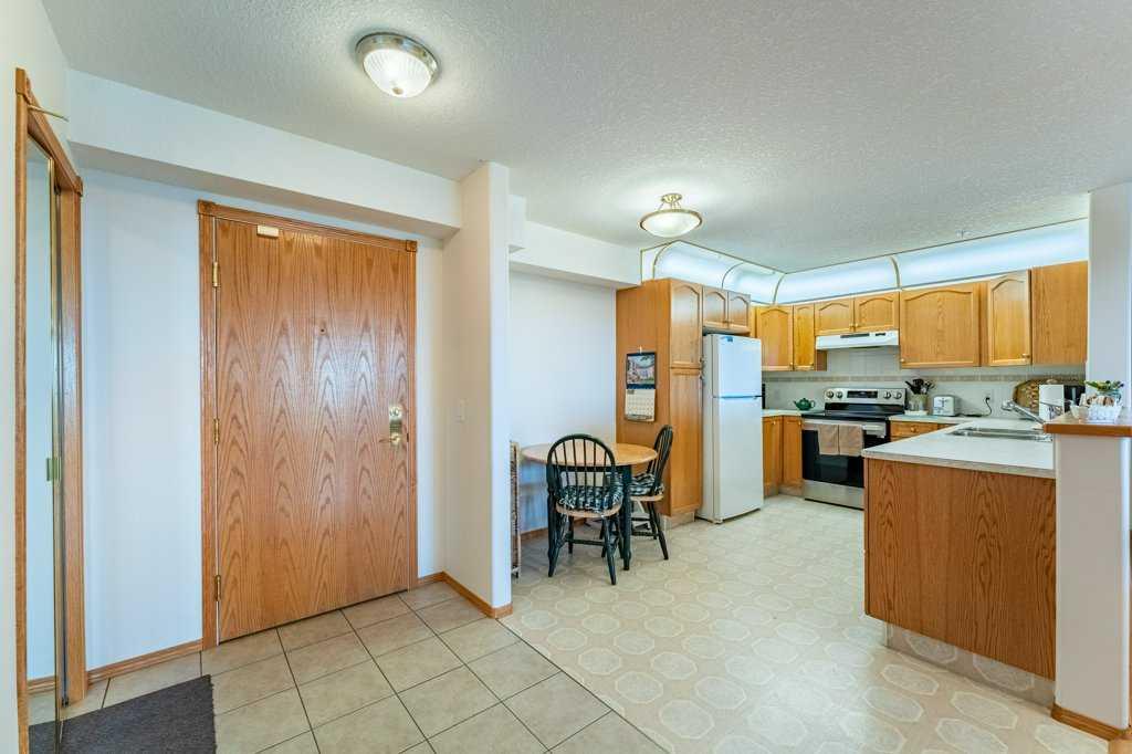 Picture for 136, 728 Country Hills Road NW