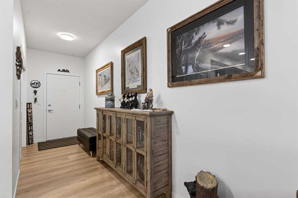 Picture for 4104, 20295 Seton Way SE