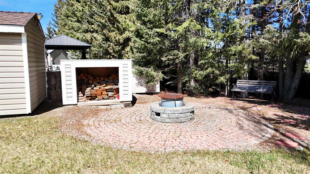 Picture for 31, 32379 Range Road 55  