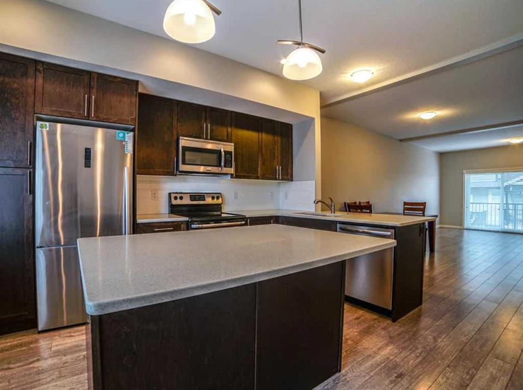 Picture for 1407, 280 Williamstown Close NW