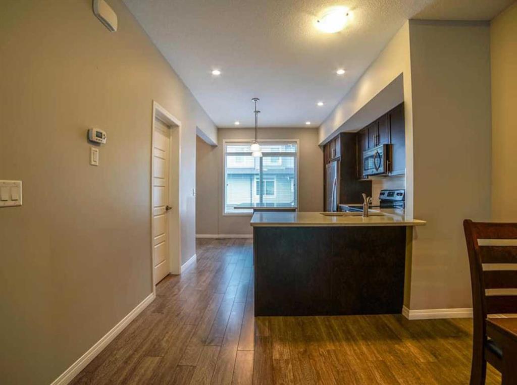 Picture for 1407, 280 Williamstown Close NW