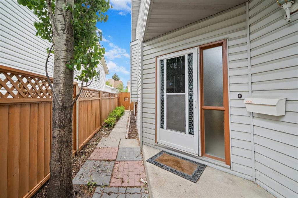 Picture for 107 Tararidge Close NE