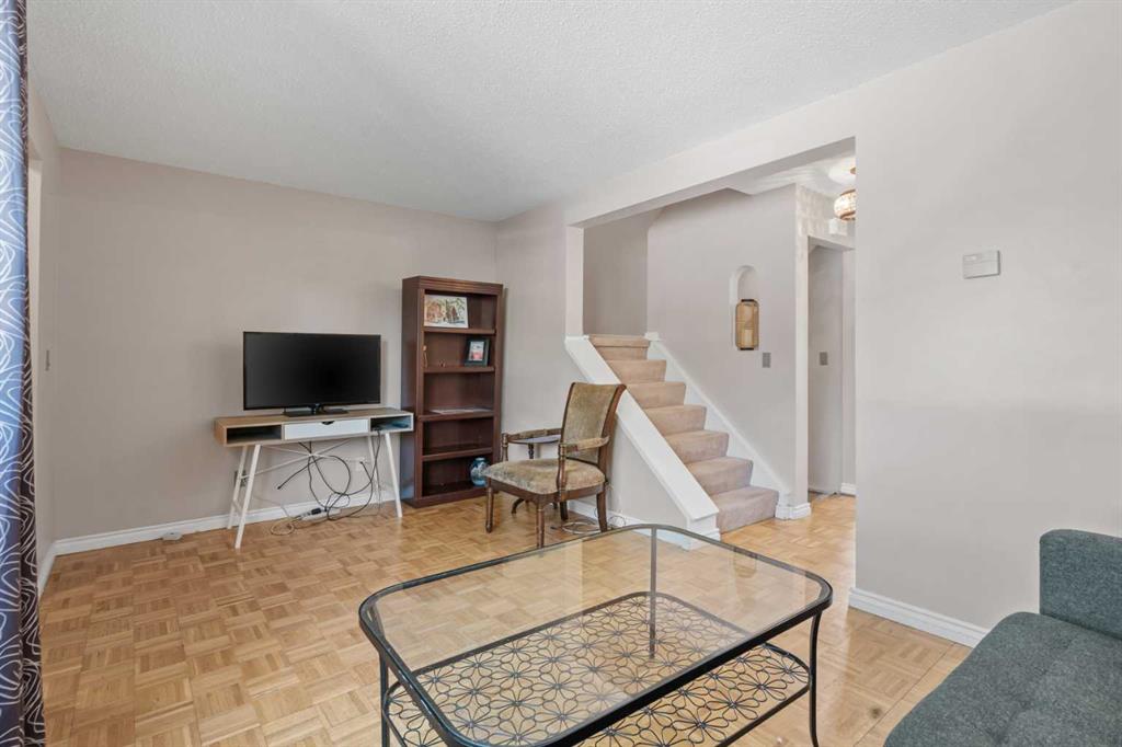 Picture for 6646 Huntsbay Road NW