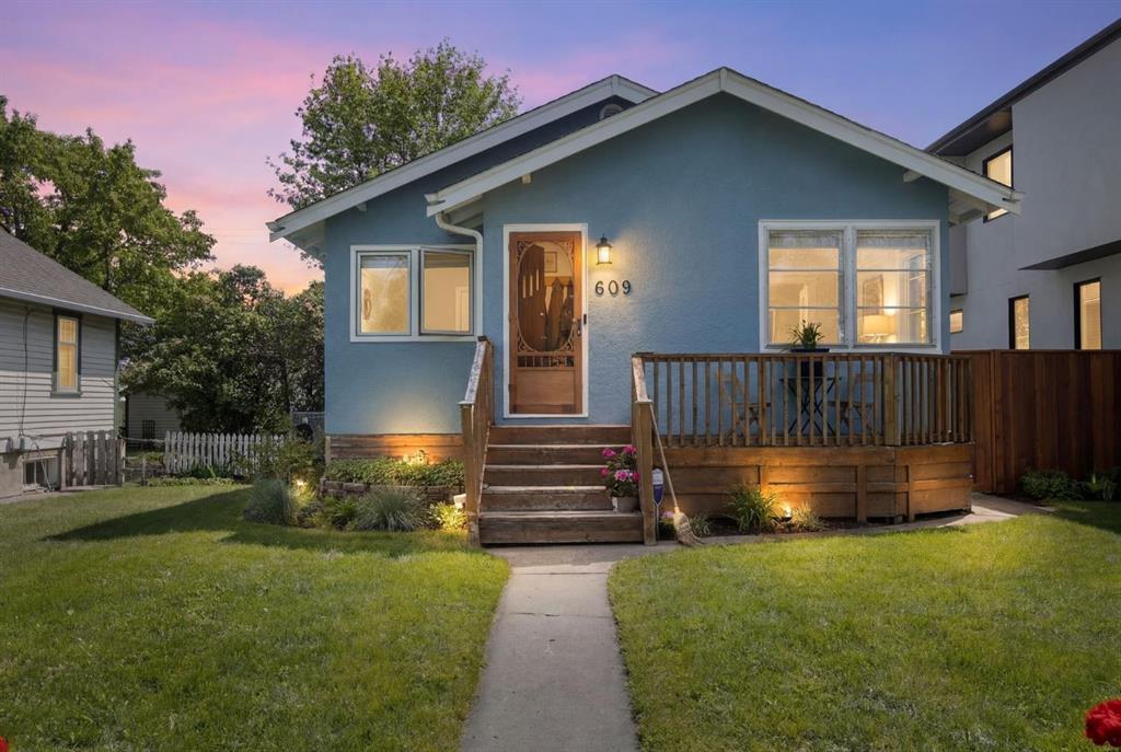 Picture for 609 9 Avenue NE
