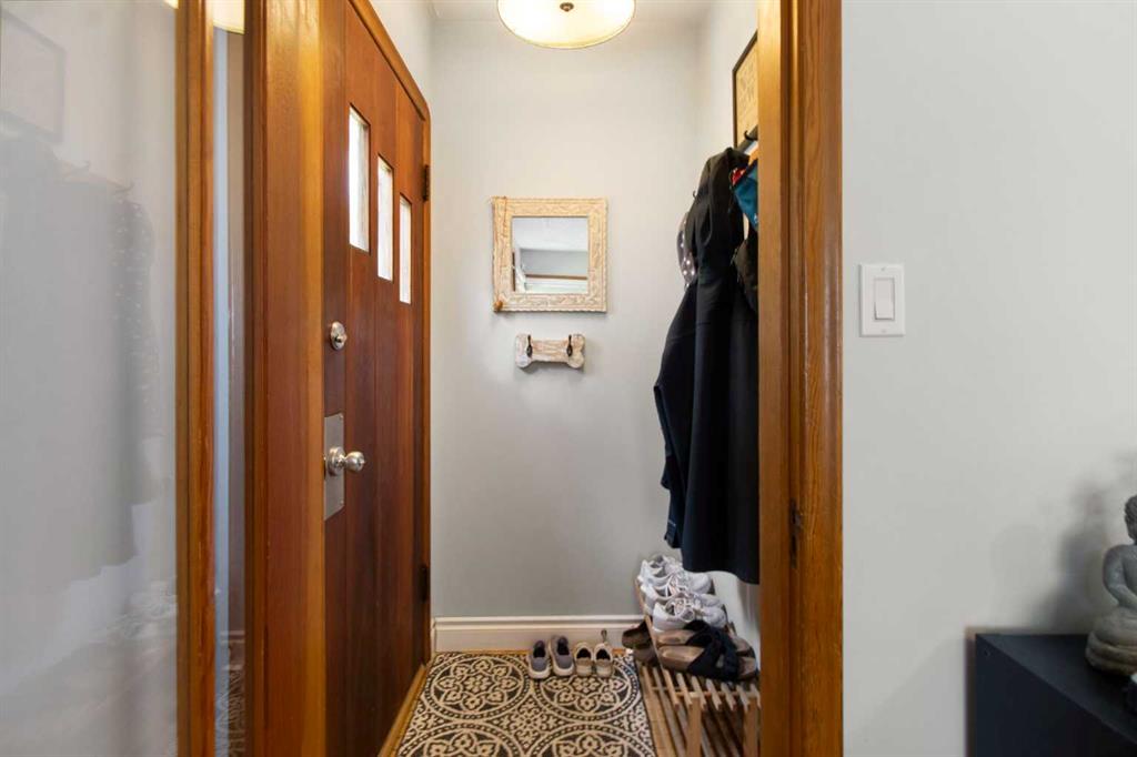 Picture for 609 9 Avenue NE