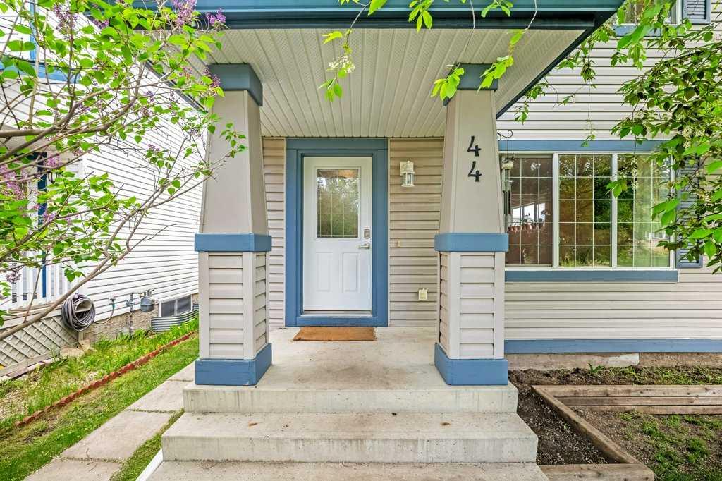 Picture for 44 Everridge Way SW