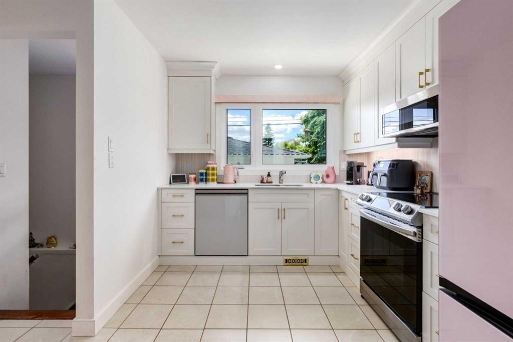 Picture for 9559 Assiniboine Road SE
