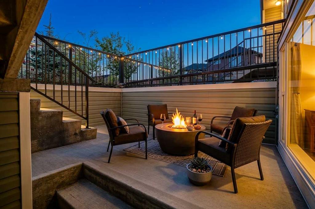 Picture for 1910, 7451 Falconridge Boulevard NE