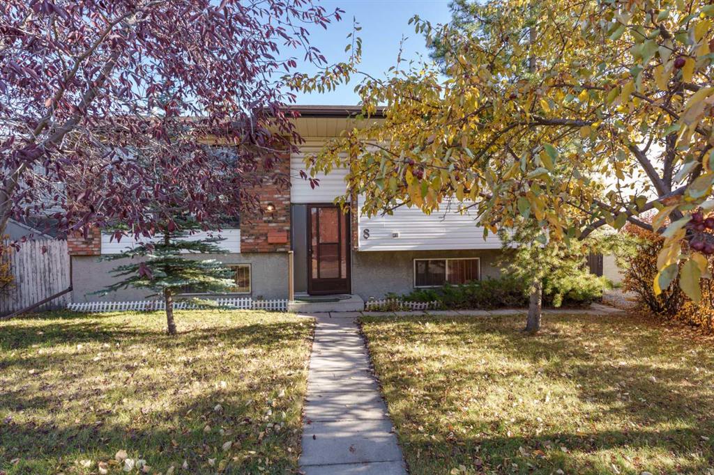 Picture for 8 Ranchlands Crescent NW