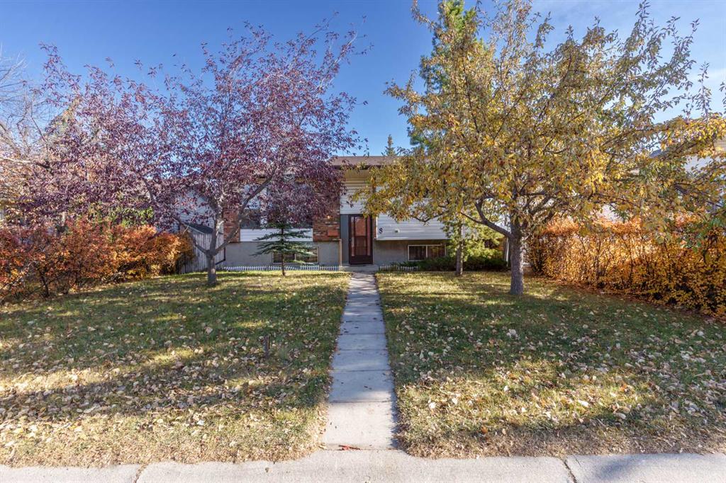 Picture for 8 Ranchlands Crescent NW