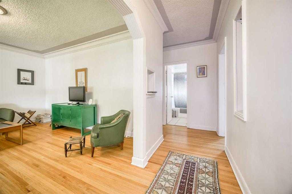 Picture for main floor, 2510 16 Street NW