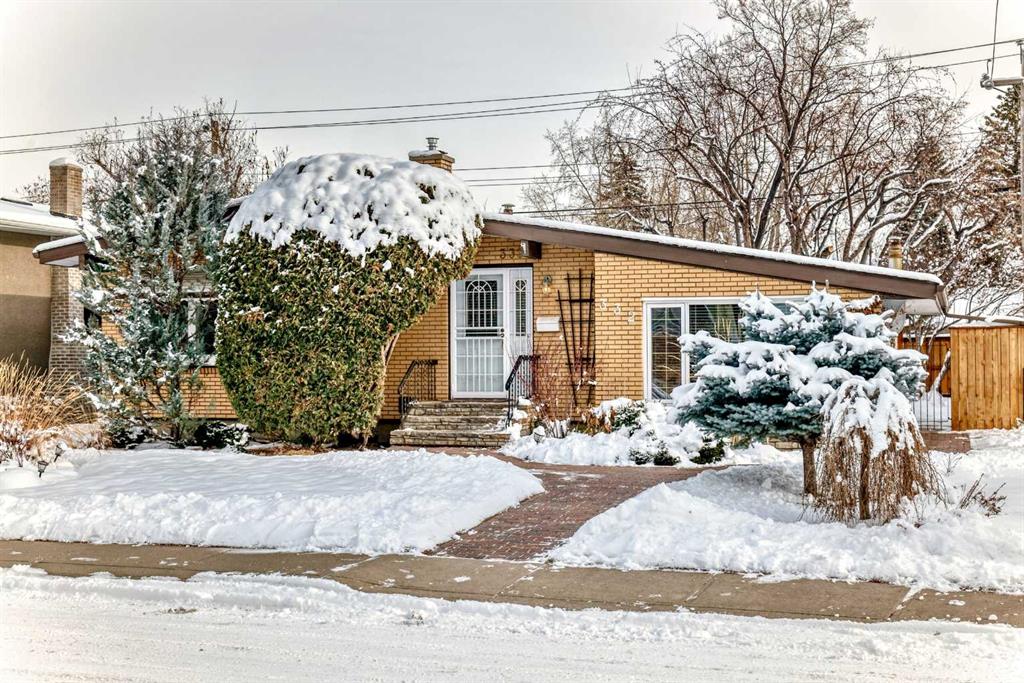 Picture for 332 Wascana Crescent SE