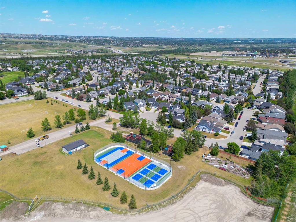 Picture for 152 Valley Meadow Close NW