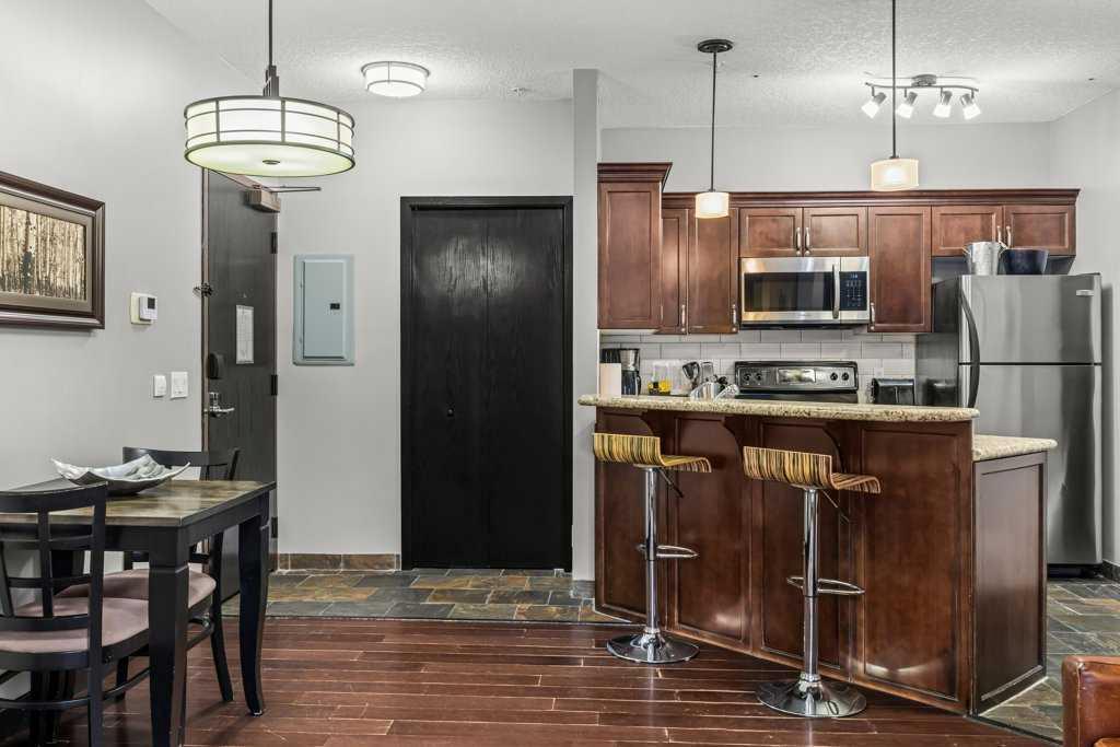 Picture for 322, 901 Mountain Street 