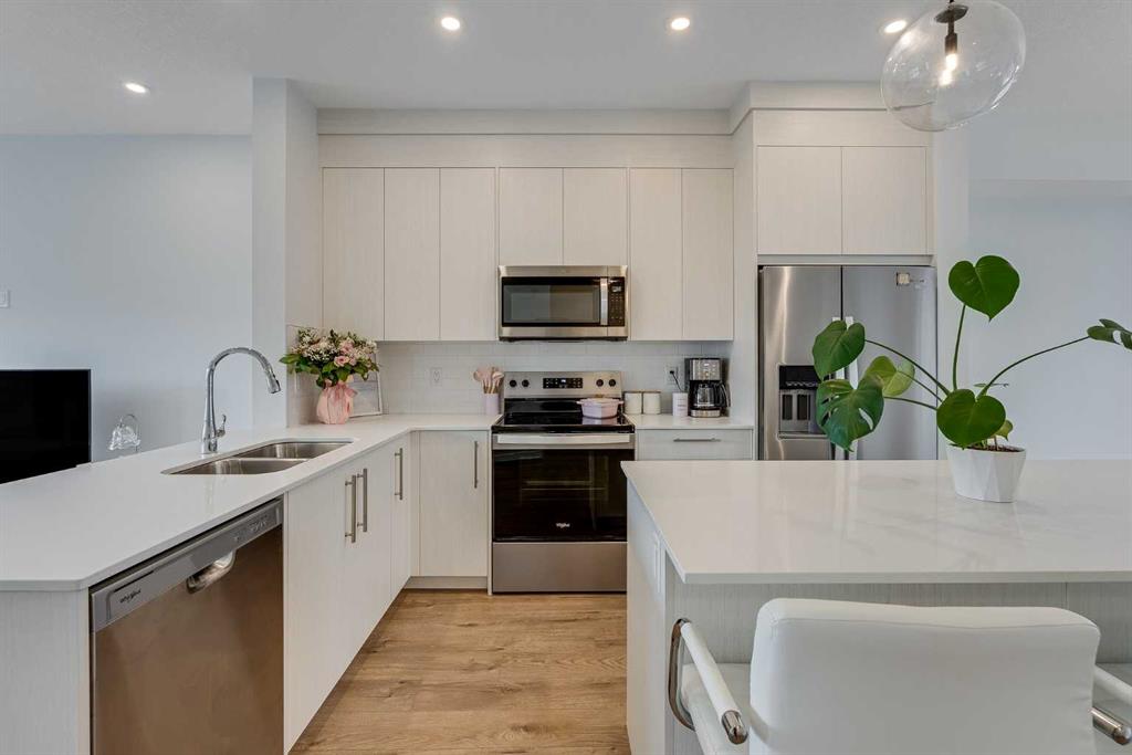 Picture for 302, 6 Merganser Drive 