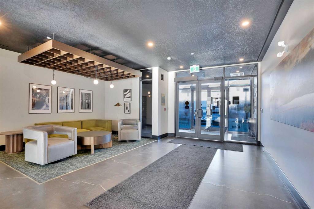 Picture for 214, 370 Dieppe Drive SW