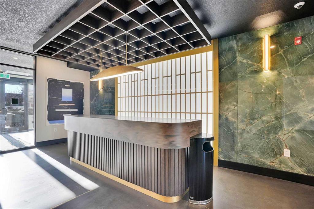 Picture for 214, 370 Dieppe Drive SW