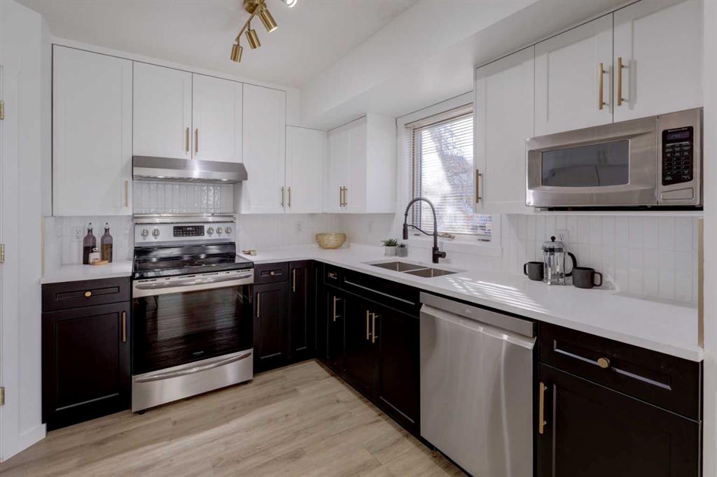 Picture for 472 Killarney Glen Court SW