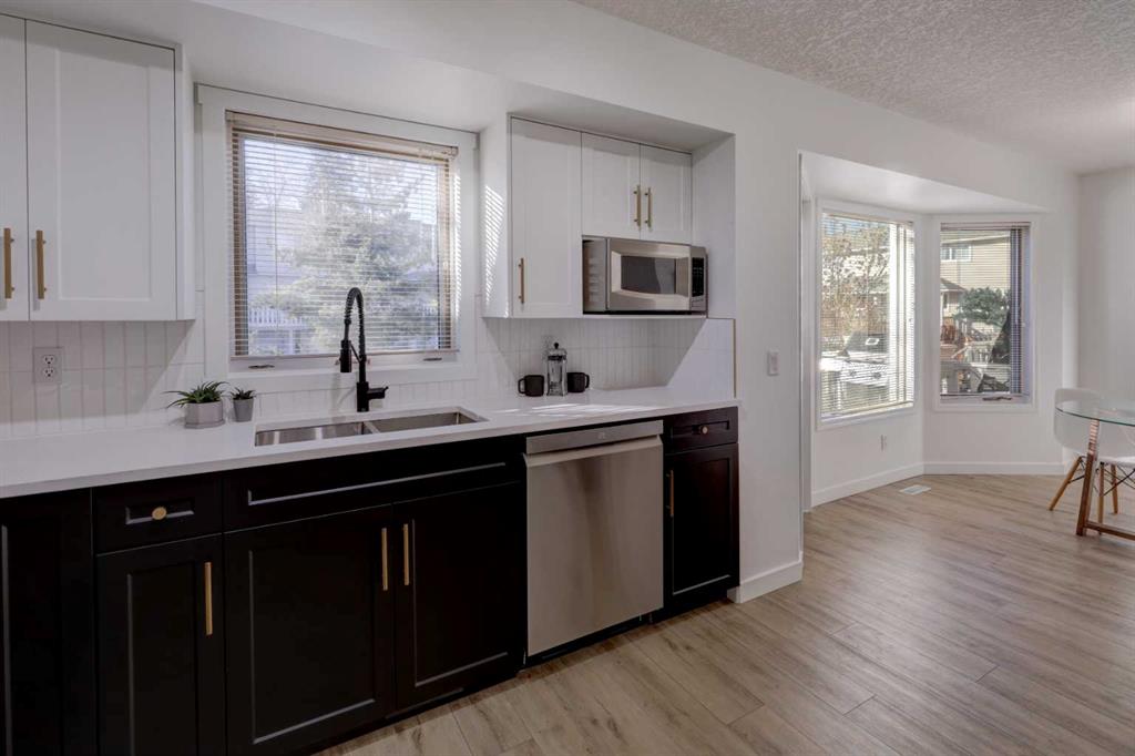 Picture for 472 Killarney Glen Court SW