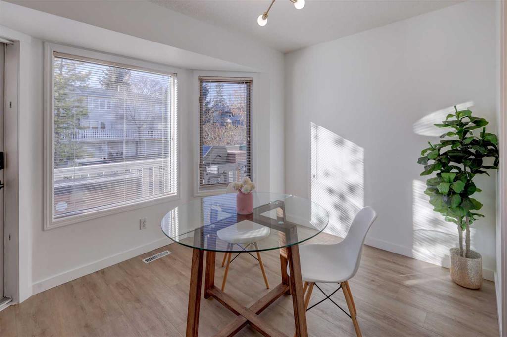 Picture for 472 Killarney Glen Court SW