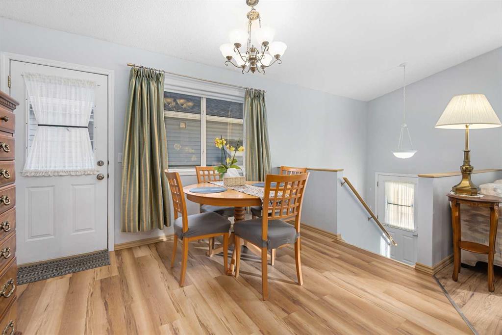 Picture for 118 Bridleridge Way SW