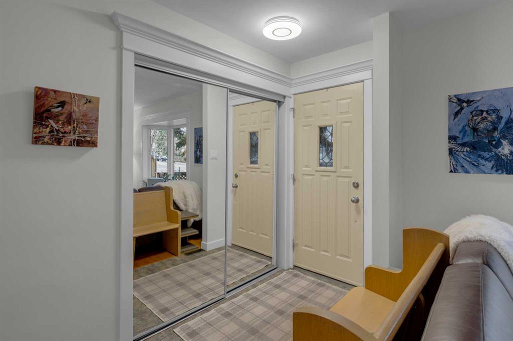 Picture for 4512 41 Avenue SW