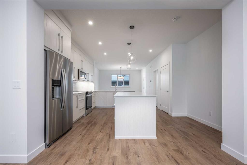 Picture for 1020 West Lakeview Drive 