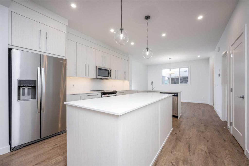 Picture for 1020 West Lakeview Drive 