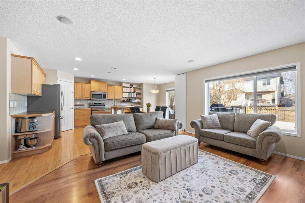 Picture for 83 Cougarstone Way SW