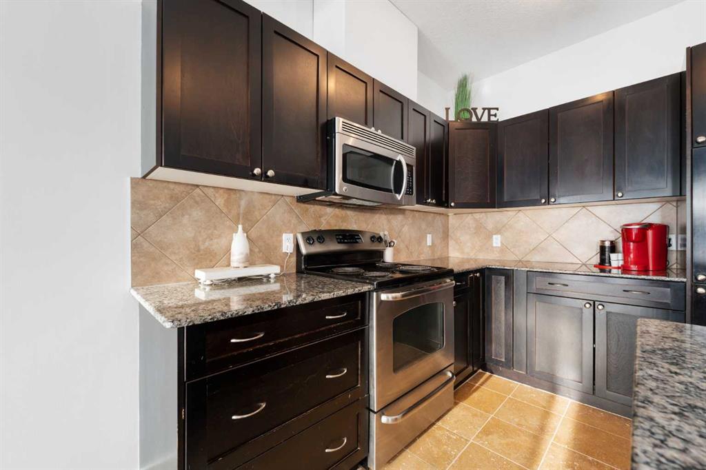 Picture for 602, 620 Luxstone Landing SW