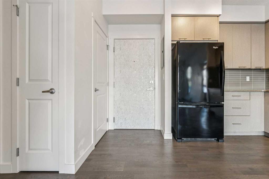 Picture for 2107, 175 Silverado Boulevard SW