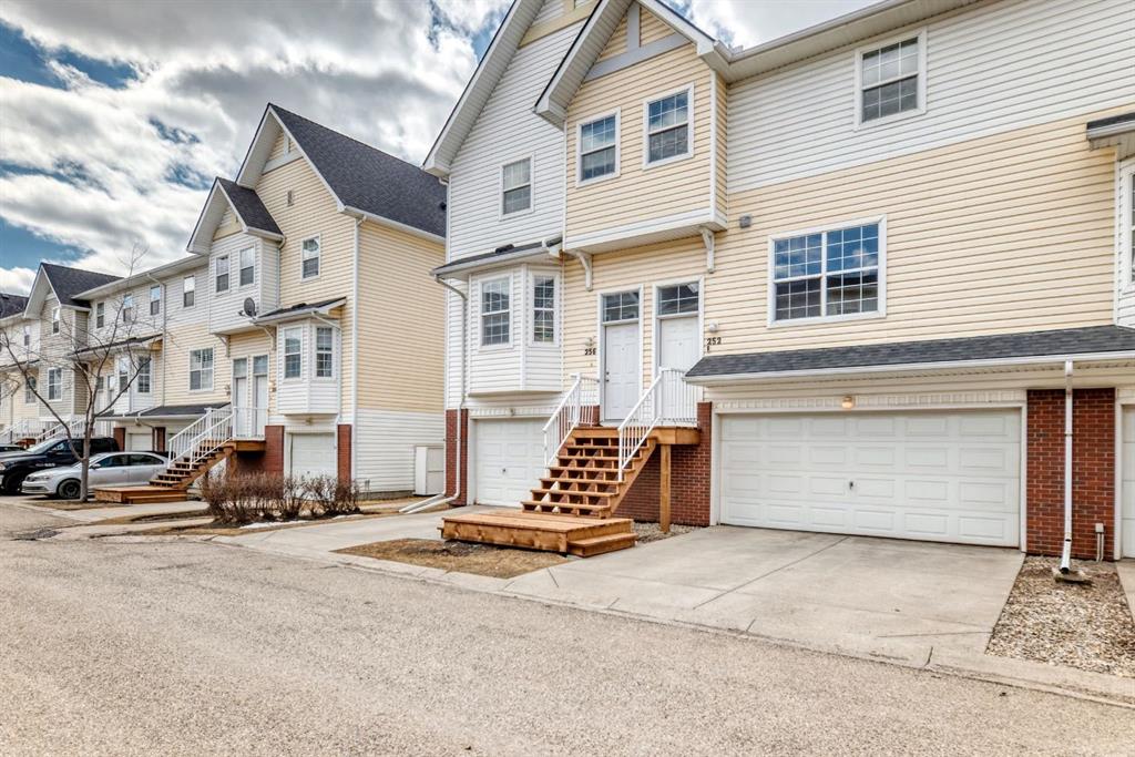 Picture for 252 Prestwick Acres Lane SE