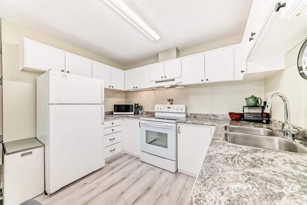 Picture for 2, 6503 Ranchview Drive NW