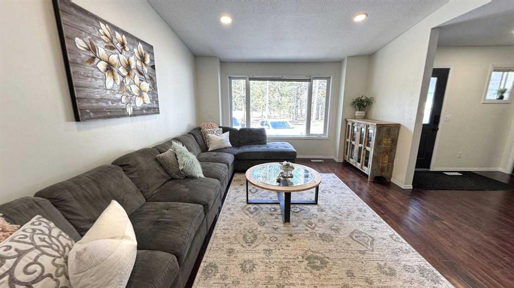 Picture for 24, 32375 Range Road 62  