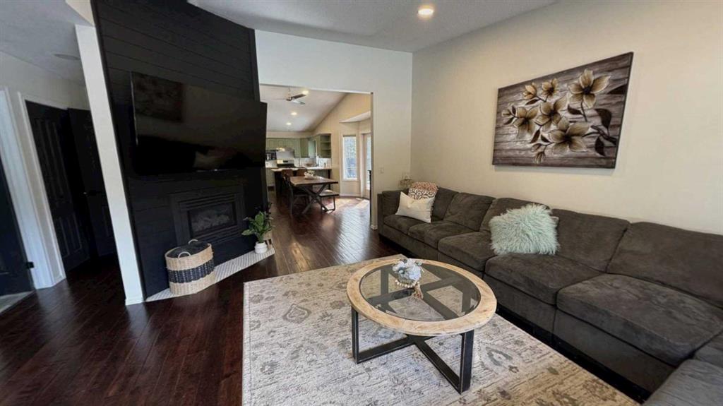 Picture for 24, 32375 Range Road 62  